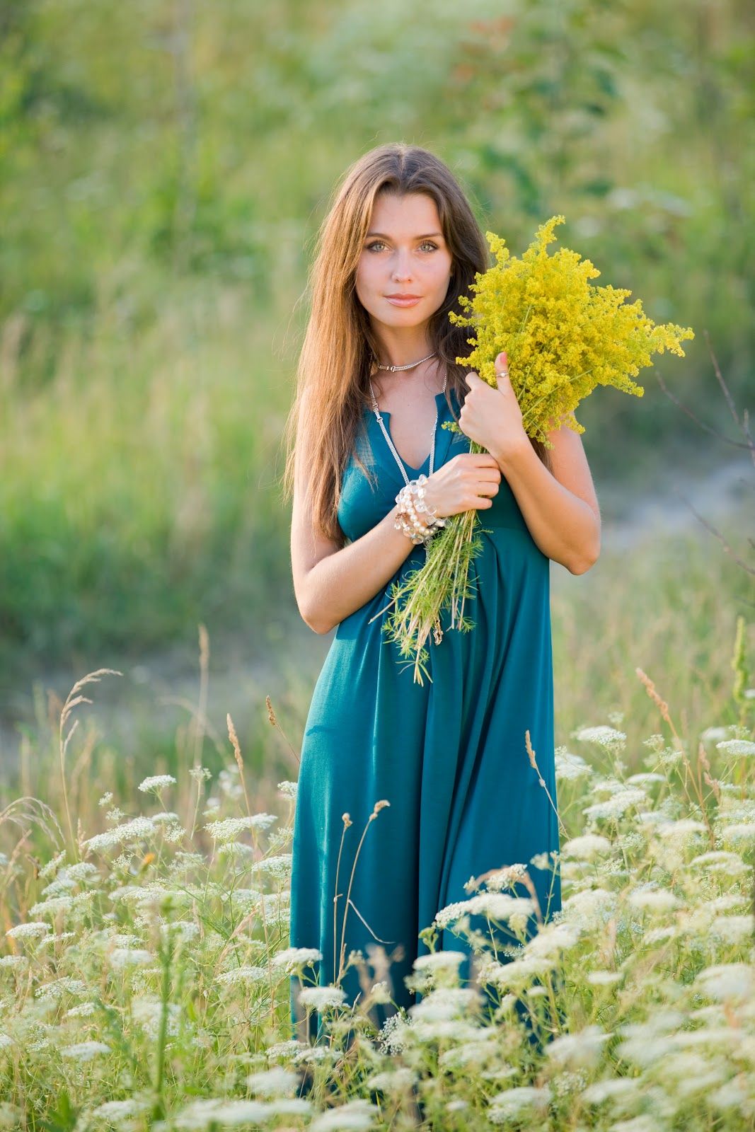 Slavic women in Kunshan