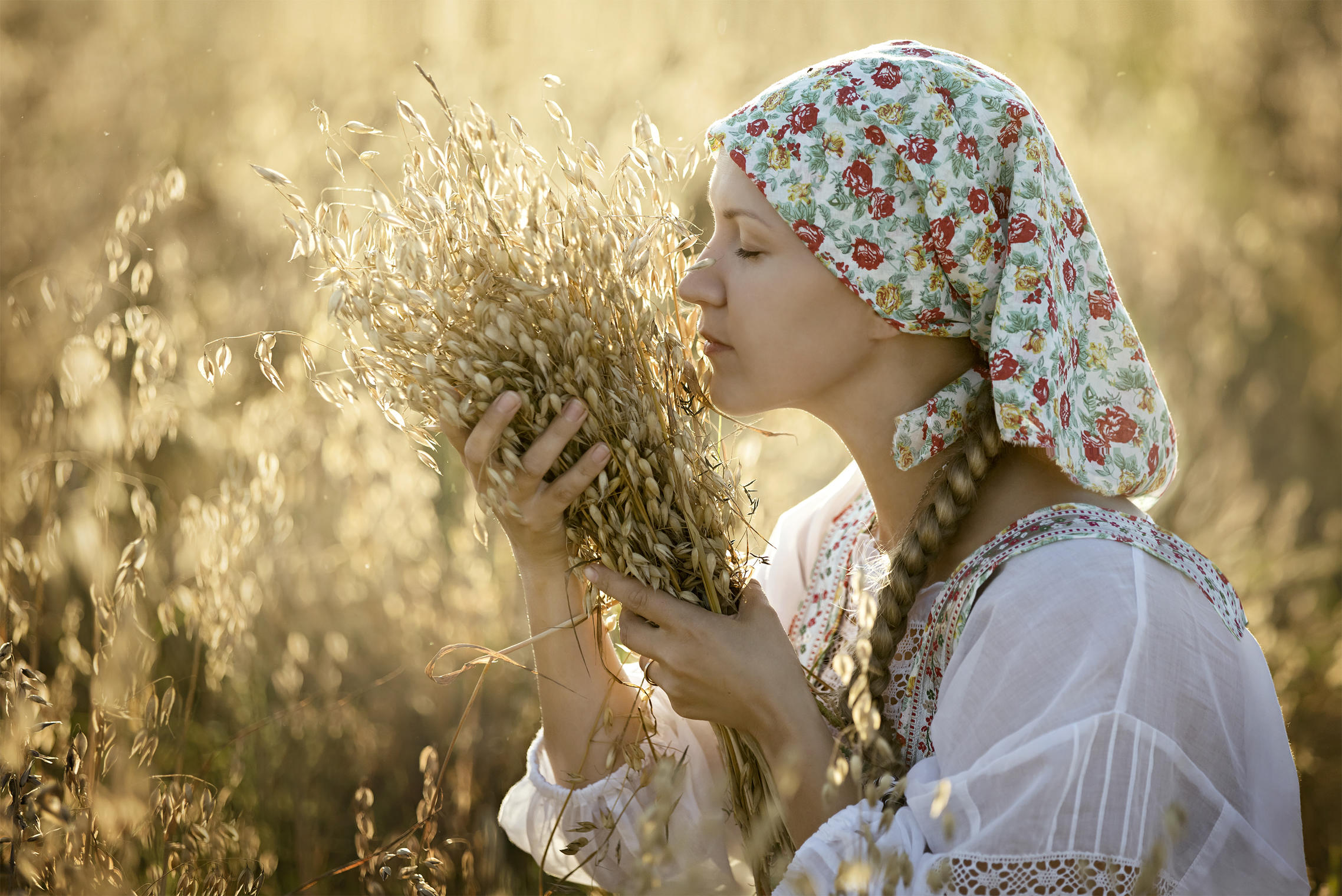 Photo Women in Slavic costumes in Kunshan